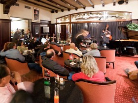 Le Charles Baillairgé Resto-bar-lounge